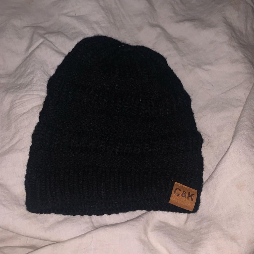 c&k knitted beanie